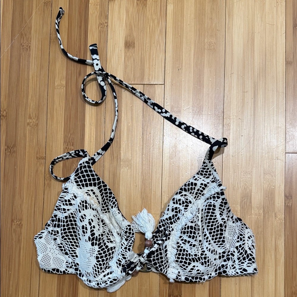 Lucky Brand Black and White Lace Bikini Top